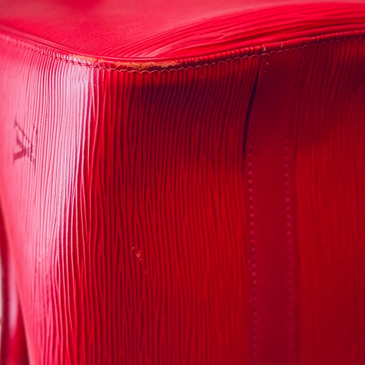 2003 Louis Vuitton Epi Leather Speedy 25 – Red