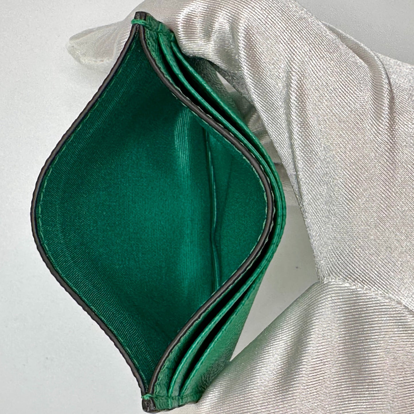 Ferragamo Gancini Credit Card Holder- Emerald Green