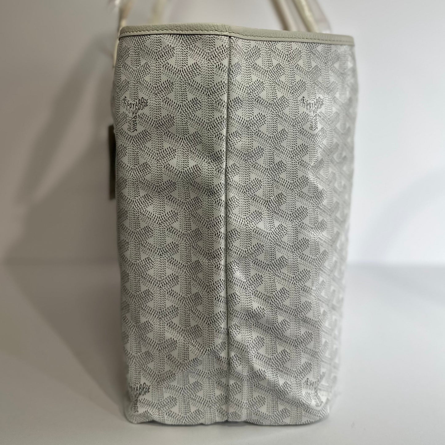Goyard Saint Louis PM Tote- White