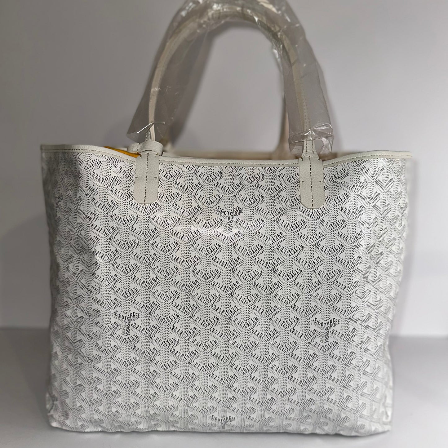Goyard Saint Louis PM Tote- White